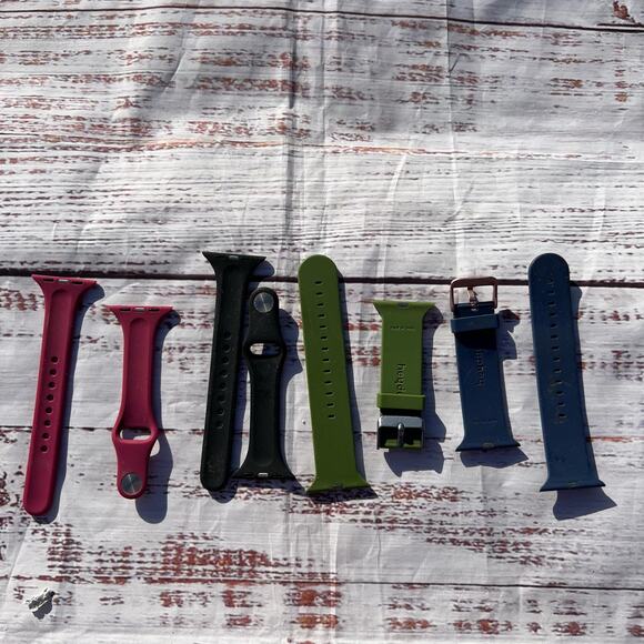 Heyday Set of 4 Smart Watch 40MM Silicone Bands Pre-Loved - Picture 4 of 5